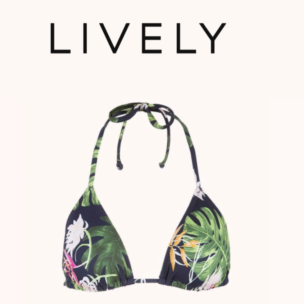 Triangle bikini top M NWT